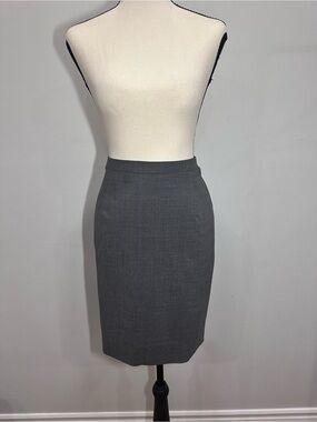 BROOKS BROTHERS Italian Virgin Wool Gray Grey Pencil Skirt - Sleek Office Size 8